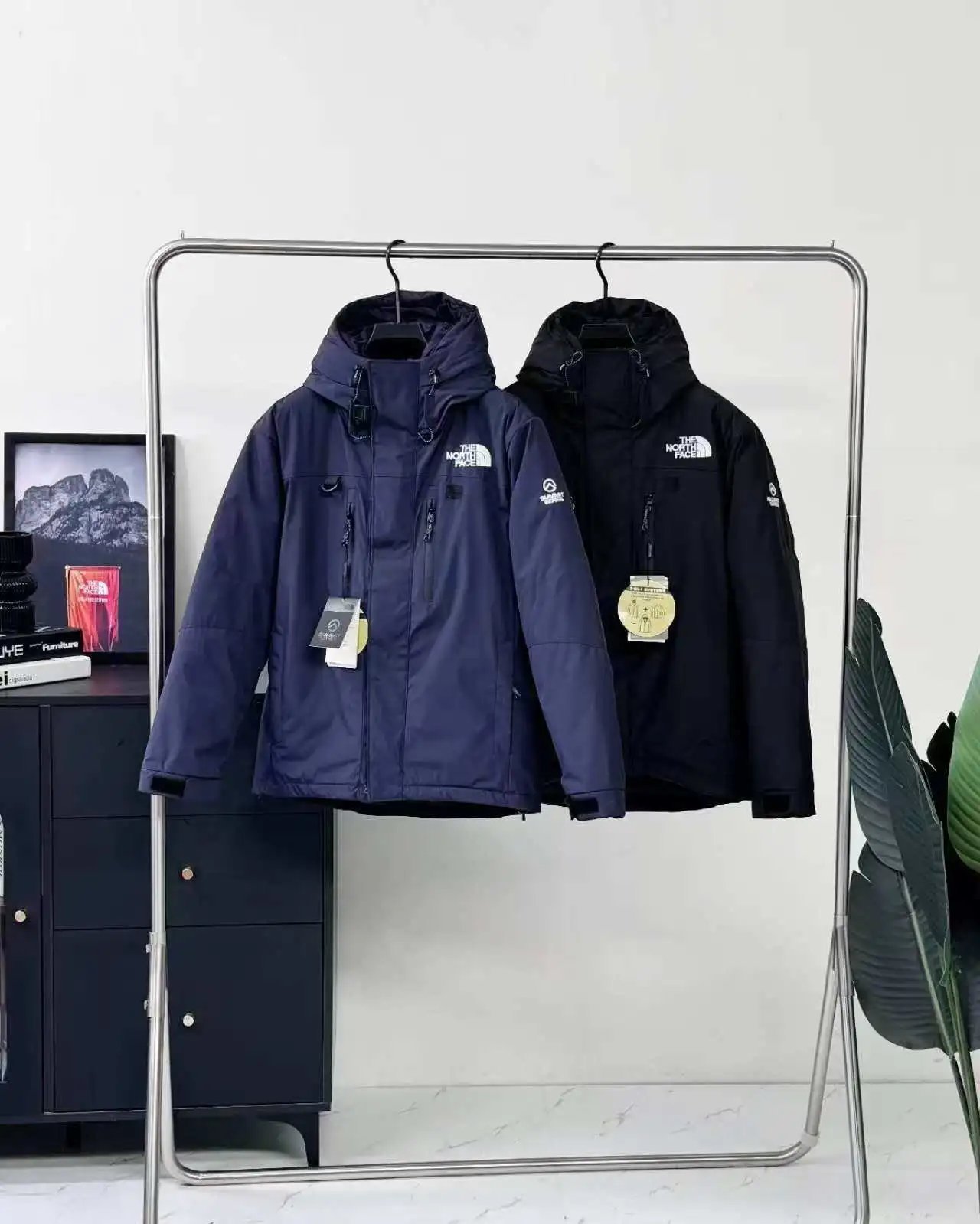 【DX60-6】冬季羽绒服刺绣连帽冬季保